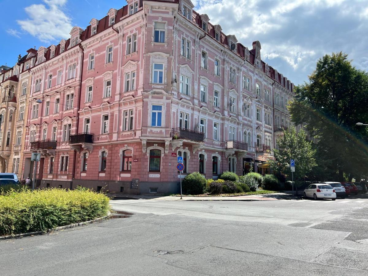Apartment Alice Center Karlovy Vary Exterior foto