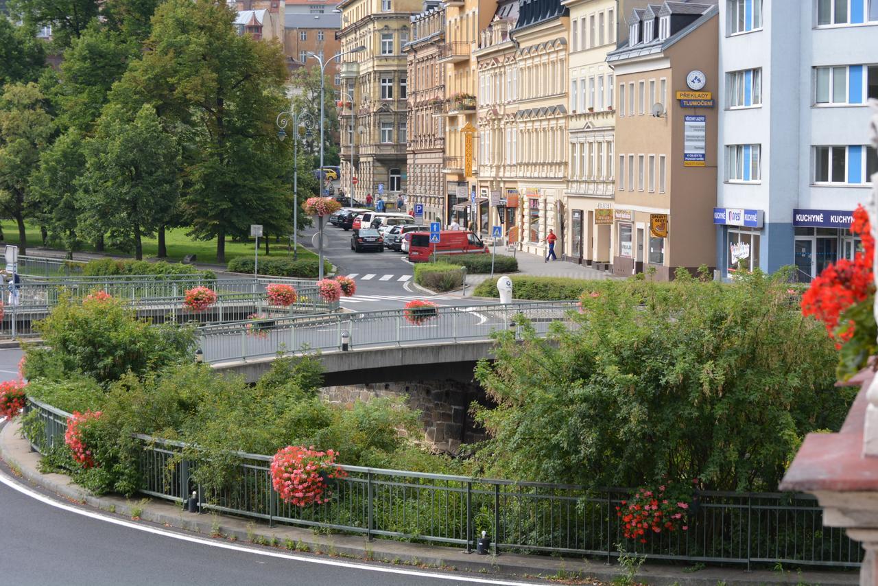 Apartment Alice Center Karlovy Vary Exterior foto