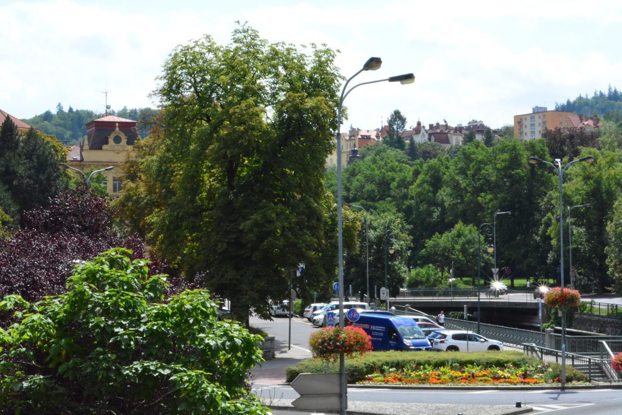 Apartment Alice Center Karlovy Vary Exterior foto